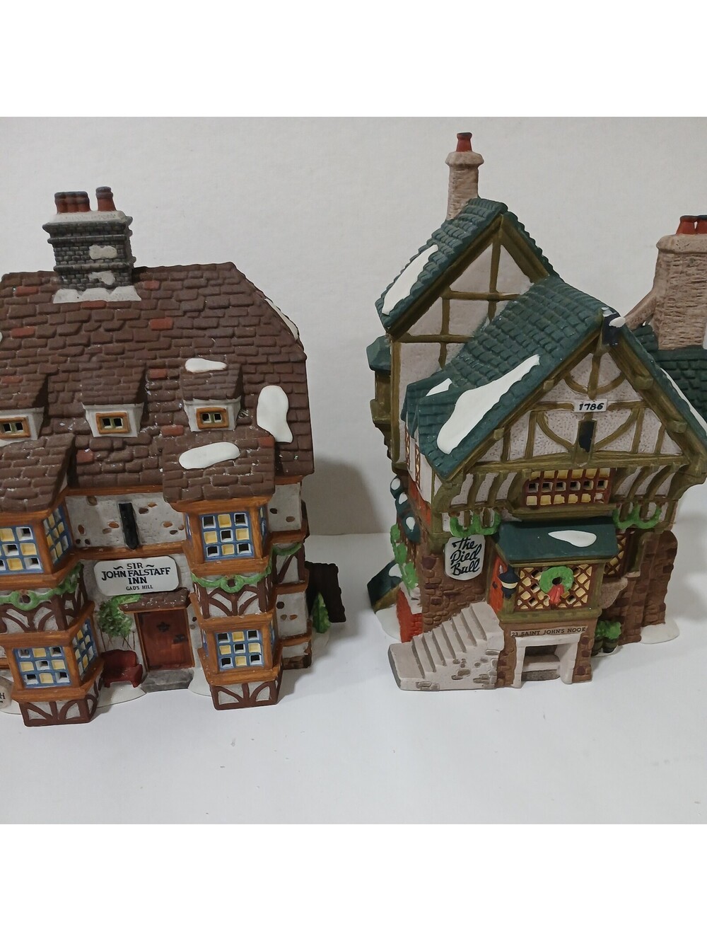 Lot of 2 Dept 56 Dickens Christmas Village sir John Inn 1995 Pied Bull Inn 1993